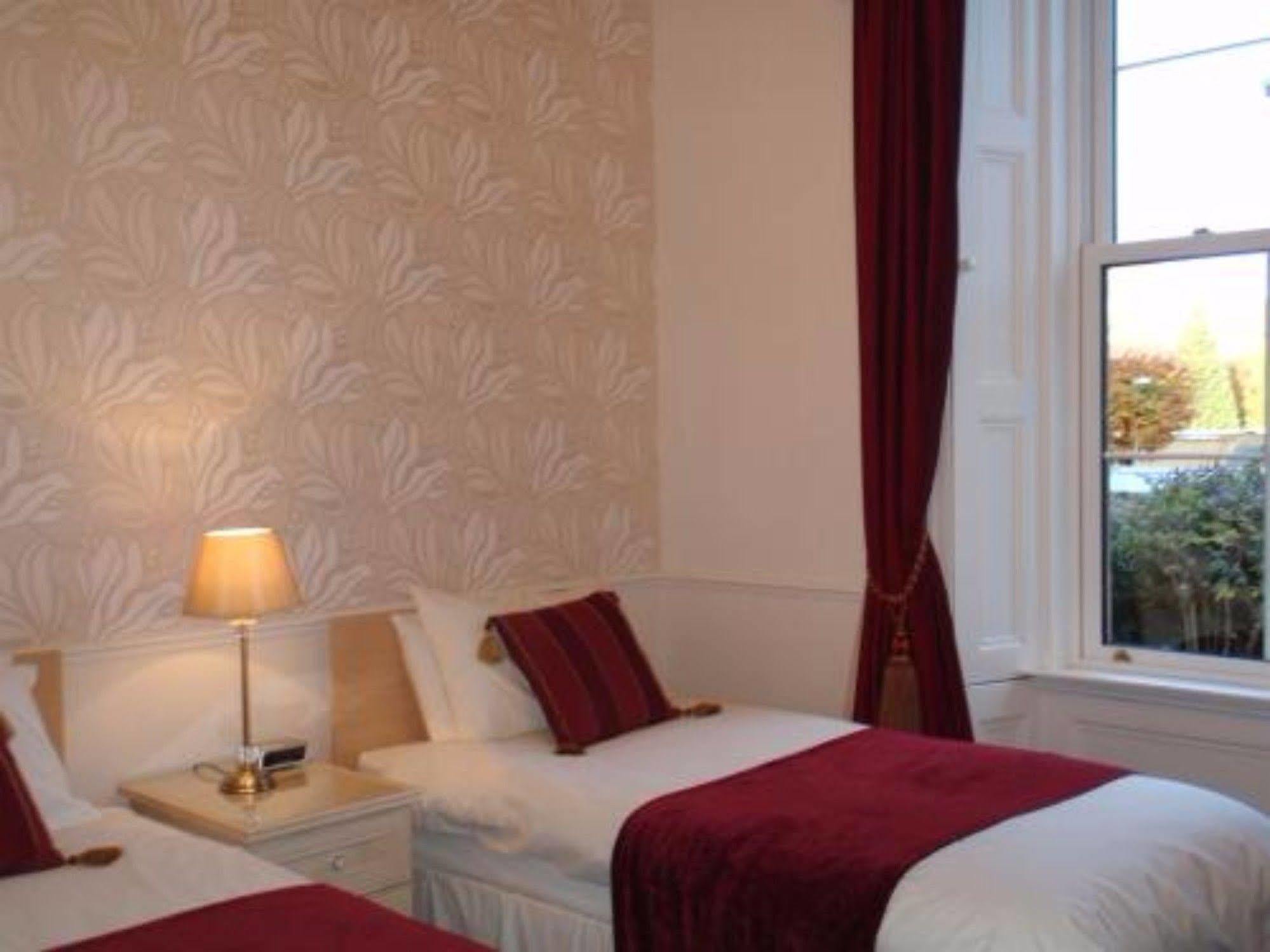 Highfield Guest House EDI Eksteriør bilde
