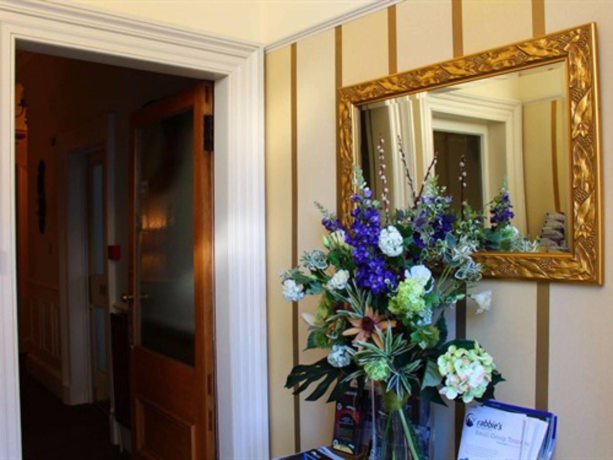 Highfield Guest House EDI Eksteriør bilde